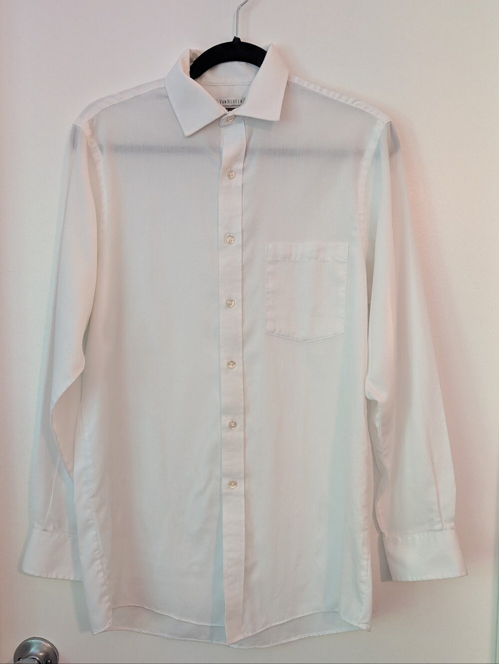 Van Heusen White Long-Sleeve Dress Shirt